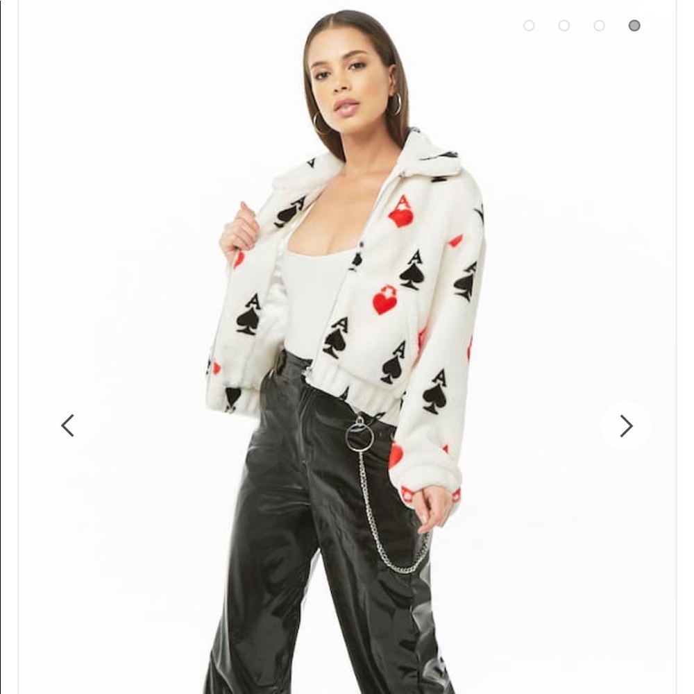 ♥️♠️NWOT Faux Fur Ace Graphic Jacket♥️♠️